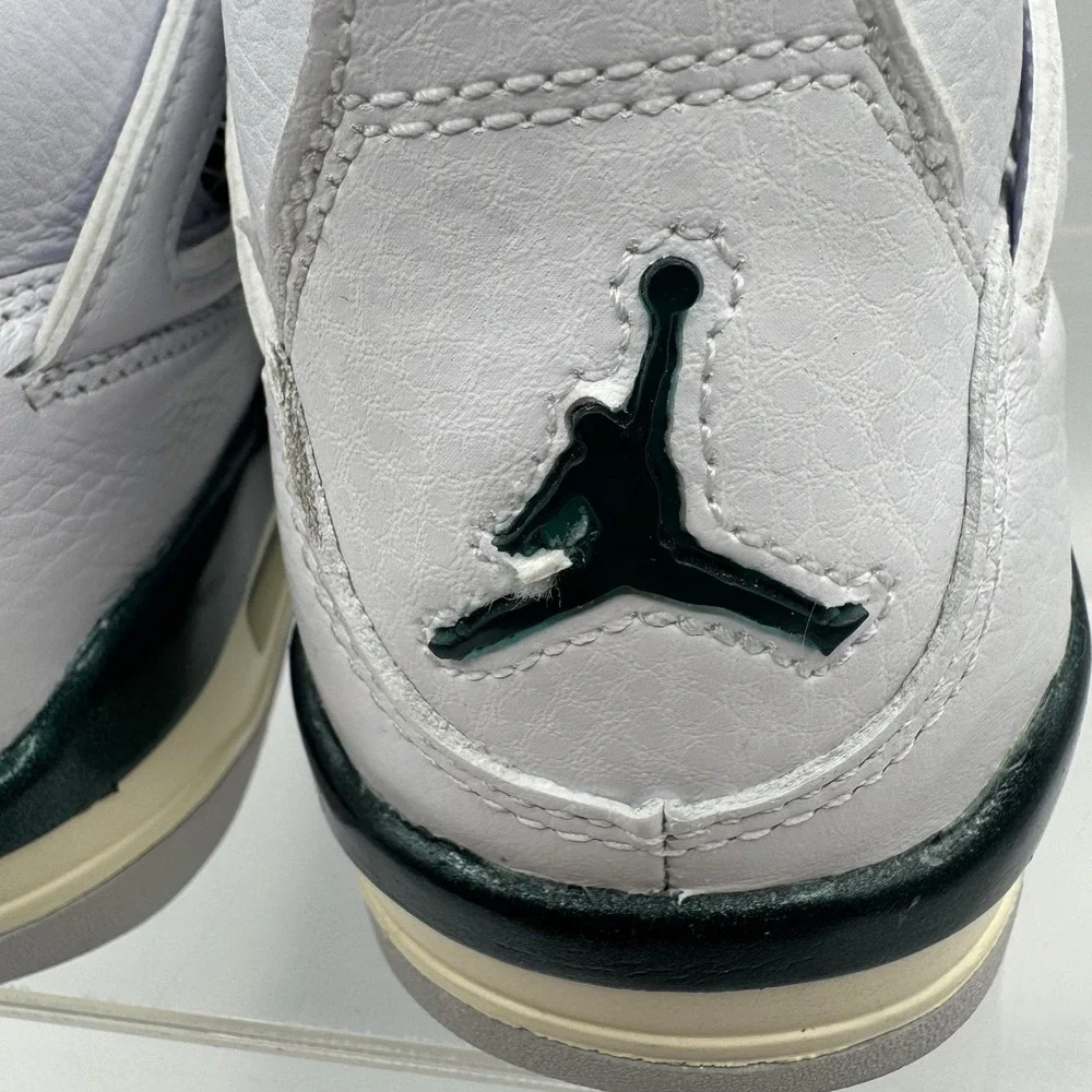 Brand New Nike Air Jordan IV 4 Retro Oxidized Green B-GRADE FQ8213-103 Size 5Y